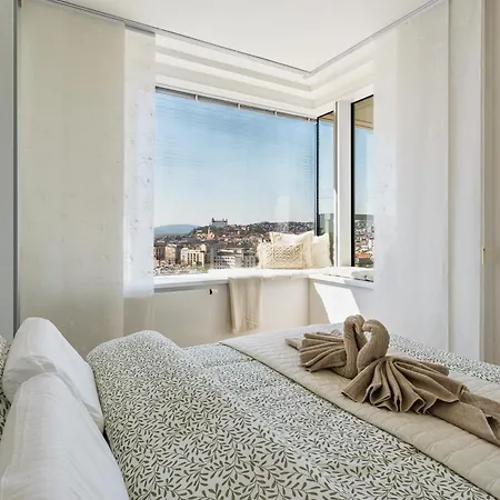 Panorama Castle View *